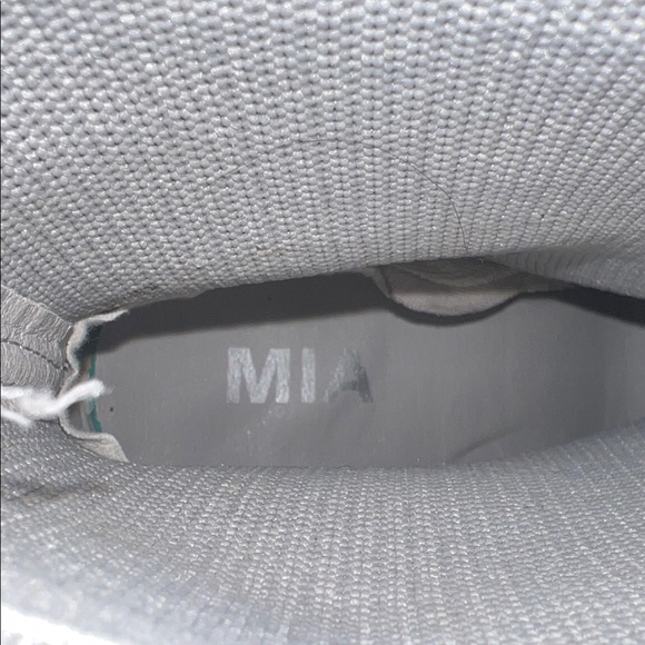 MIA WOMENS Sparkling Silver Heeled Boots 7.5 - Picture 2 of 5